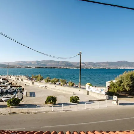 Apartman Arbanija 1122a *