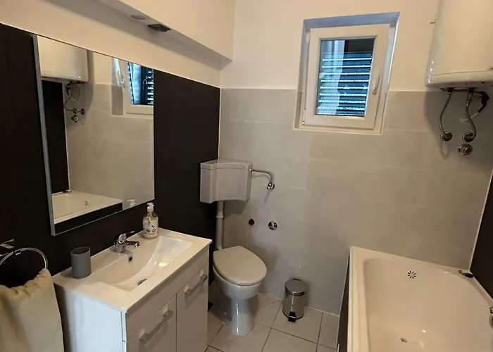Apartment Arbanija 1122a Trogir