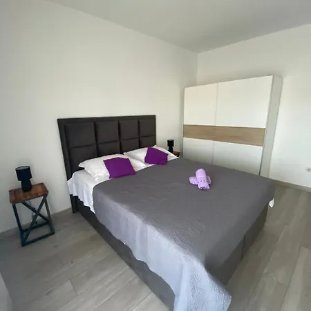 Arbanija 1122a Daire